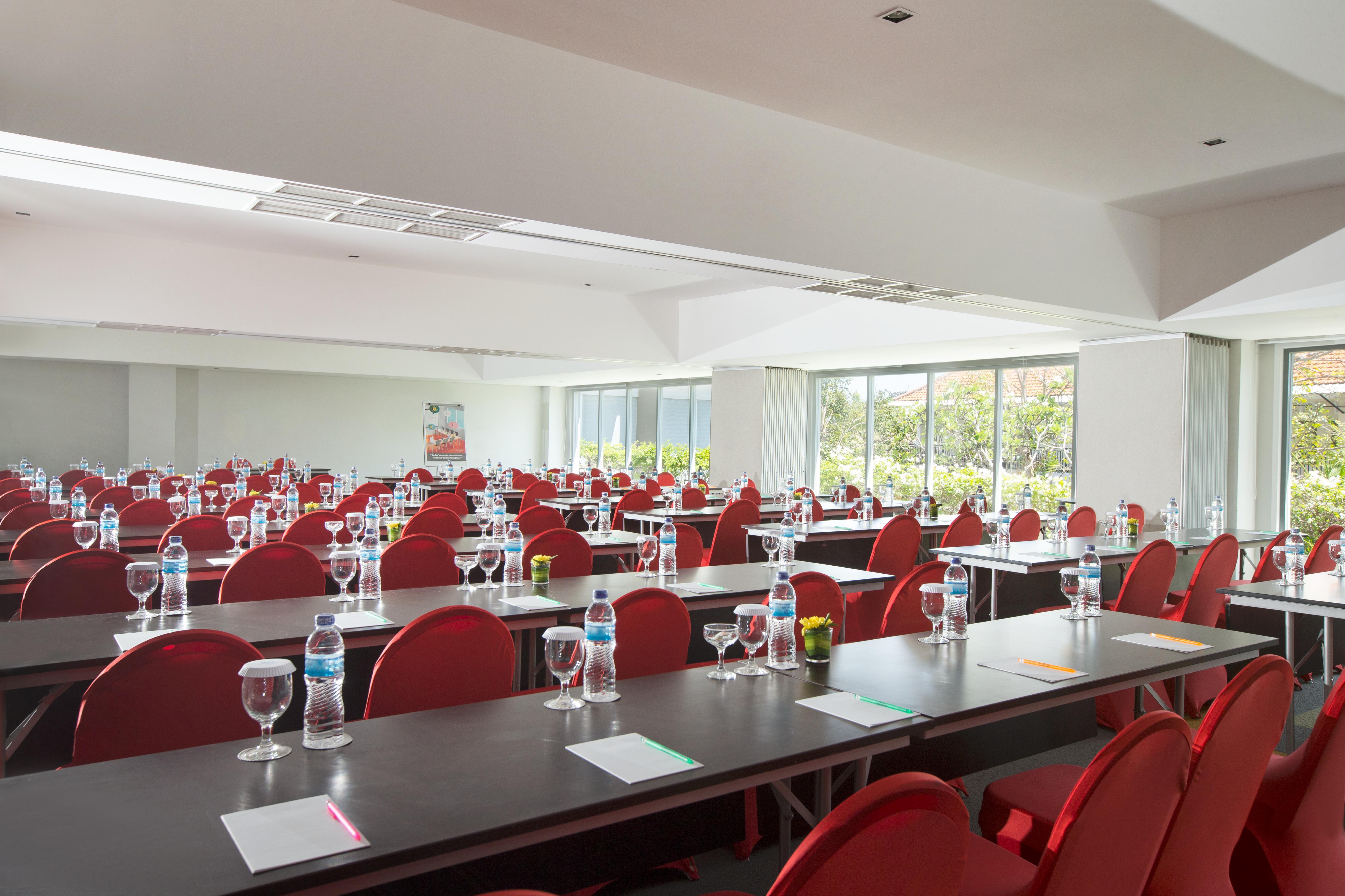 Ibis Styles Bali Benoa Hotel Nusa Dua  Ngoại thất bức ảnh