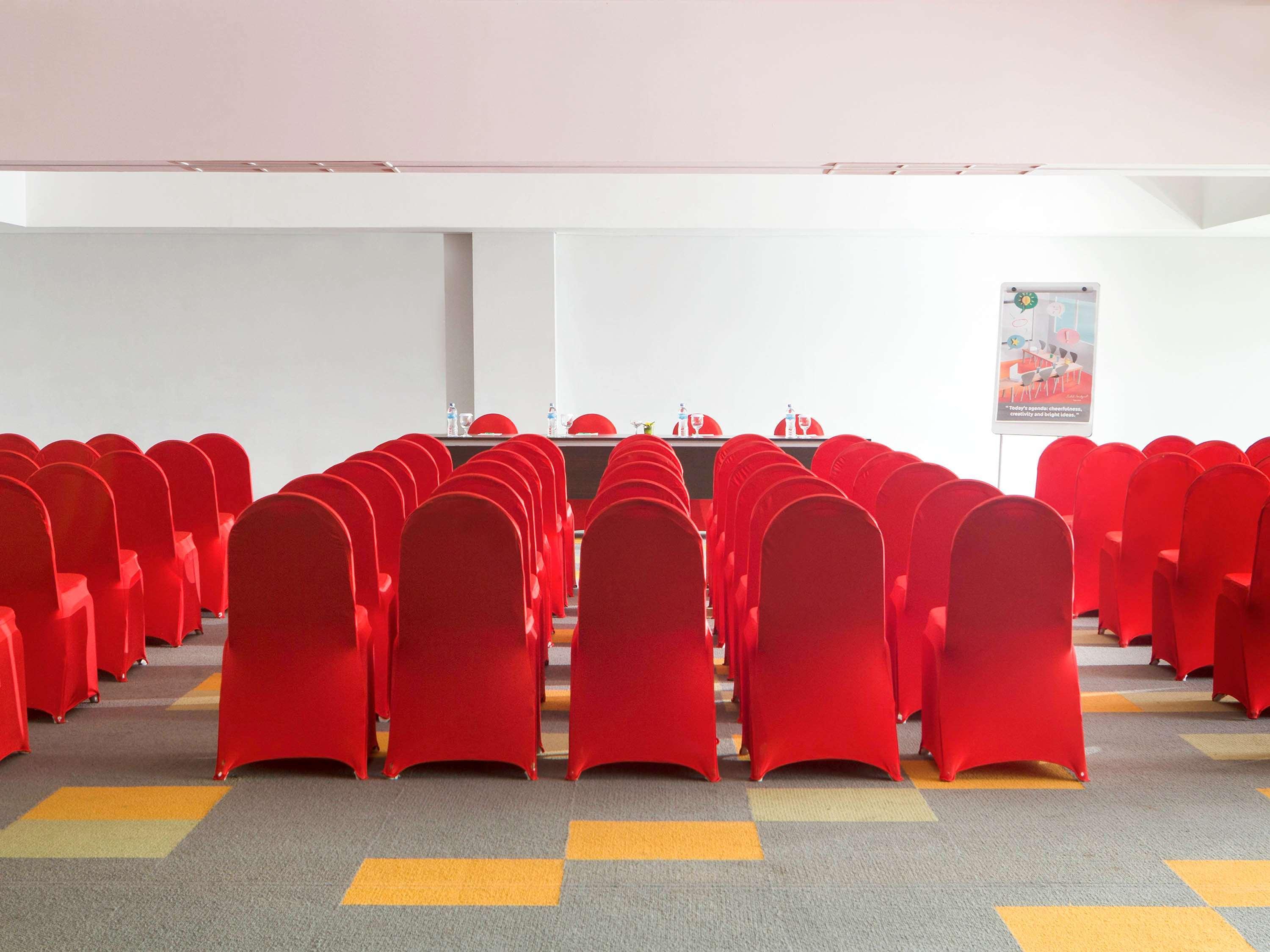 Ibis Styles Bali Benoa Hotel Nusa Dua  Ngoại thất bức ảnh